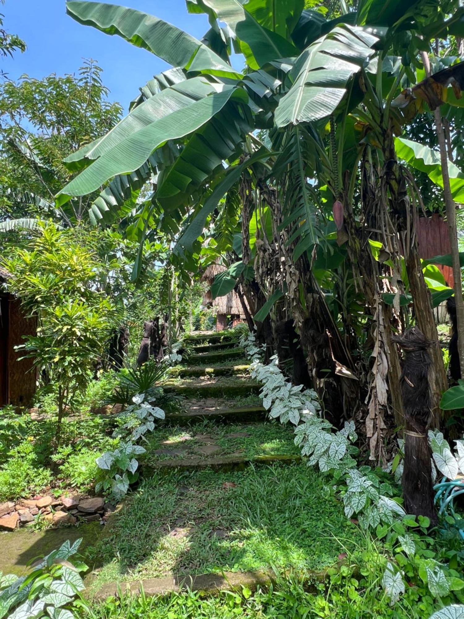 Sten Lodge Labuan Bajo Exterior foto