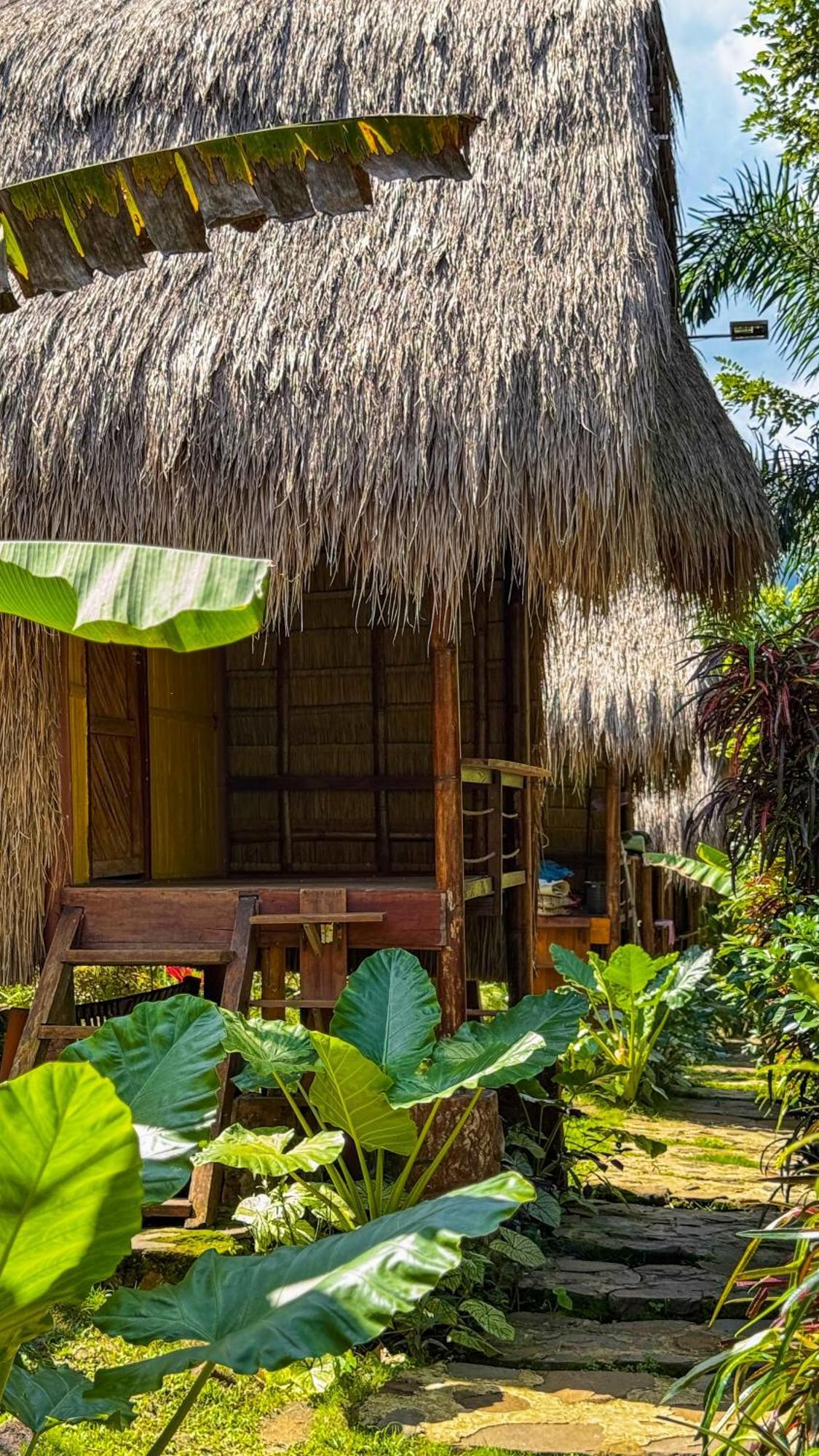 Sten Lodge Labuan Bajo Exterior foto